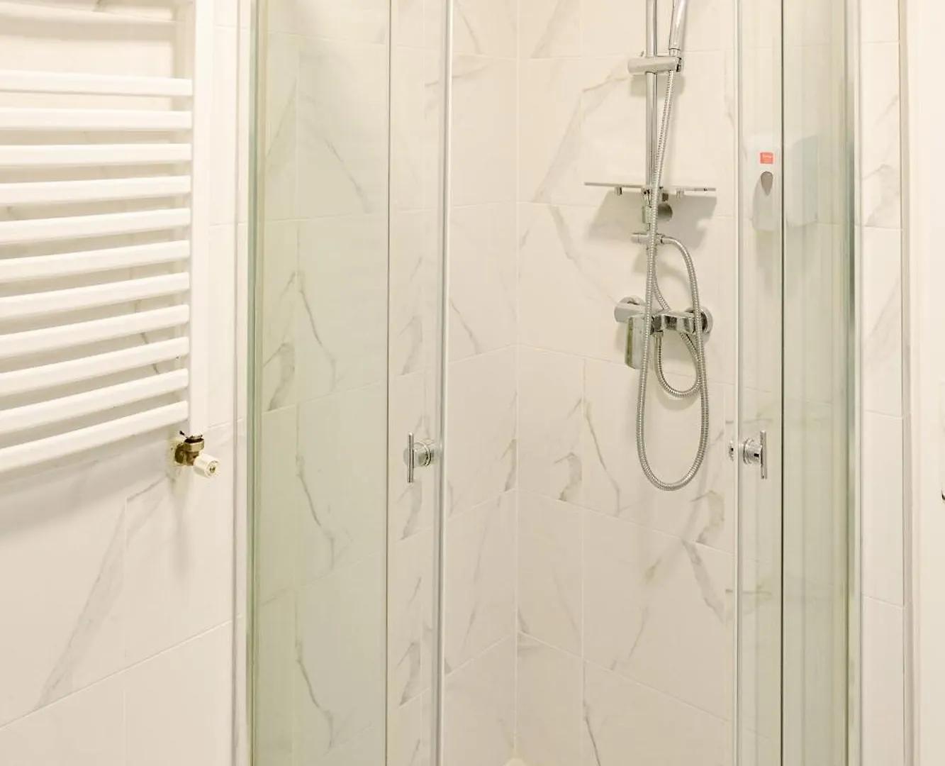 Heart Of Bucharest - Cozy Studios On Smardan Street Apartment
